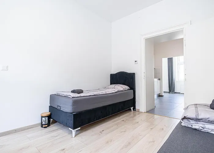 Budget-friendly 15 Min From