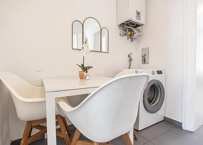 Budget-friendly 15 Min From Βιέννη