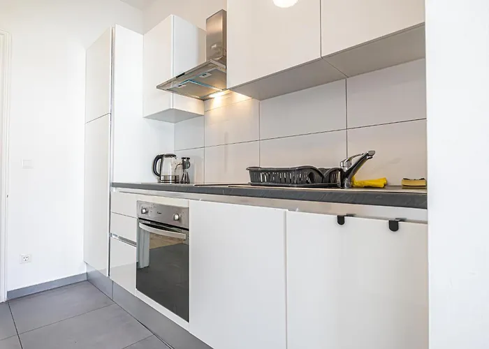 Budget-friendly 15 Min From Διαμέρισμα *