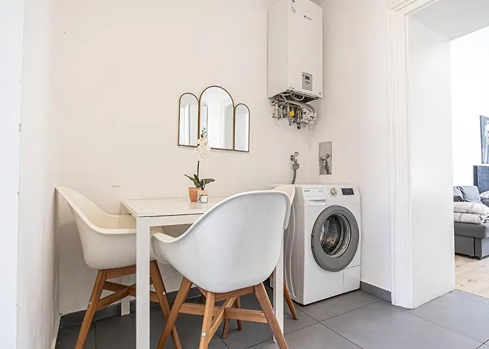 Budget-friendly 15 Min From *