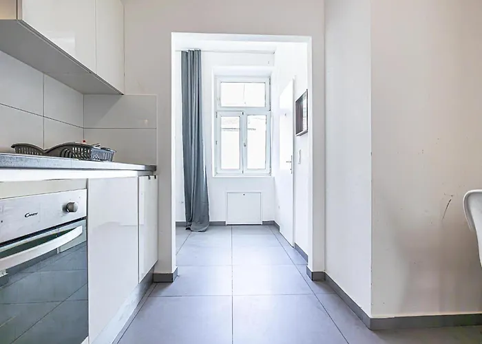 Budget-friendly 15 Min From *