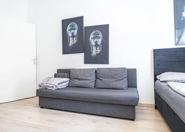 Budget-friendly 15 Min From Διαμέρισμα